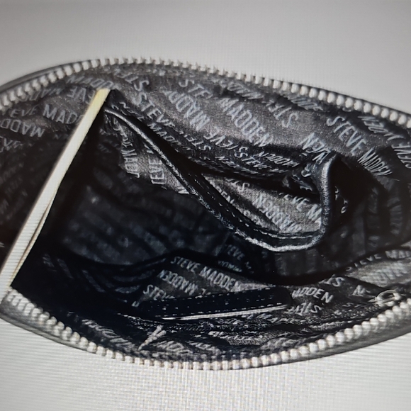 Steve Madden Snakeskin Maggie Crossbody Black & White EUC - Picture 6 of 12